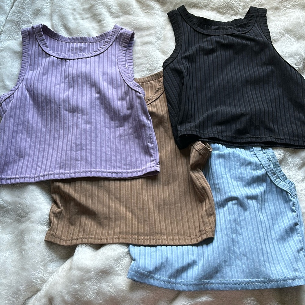 Halter back tank top bundle